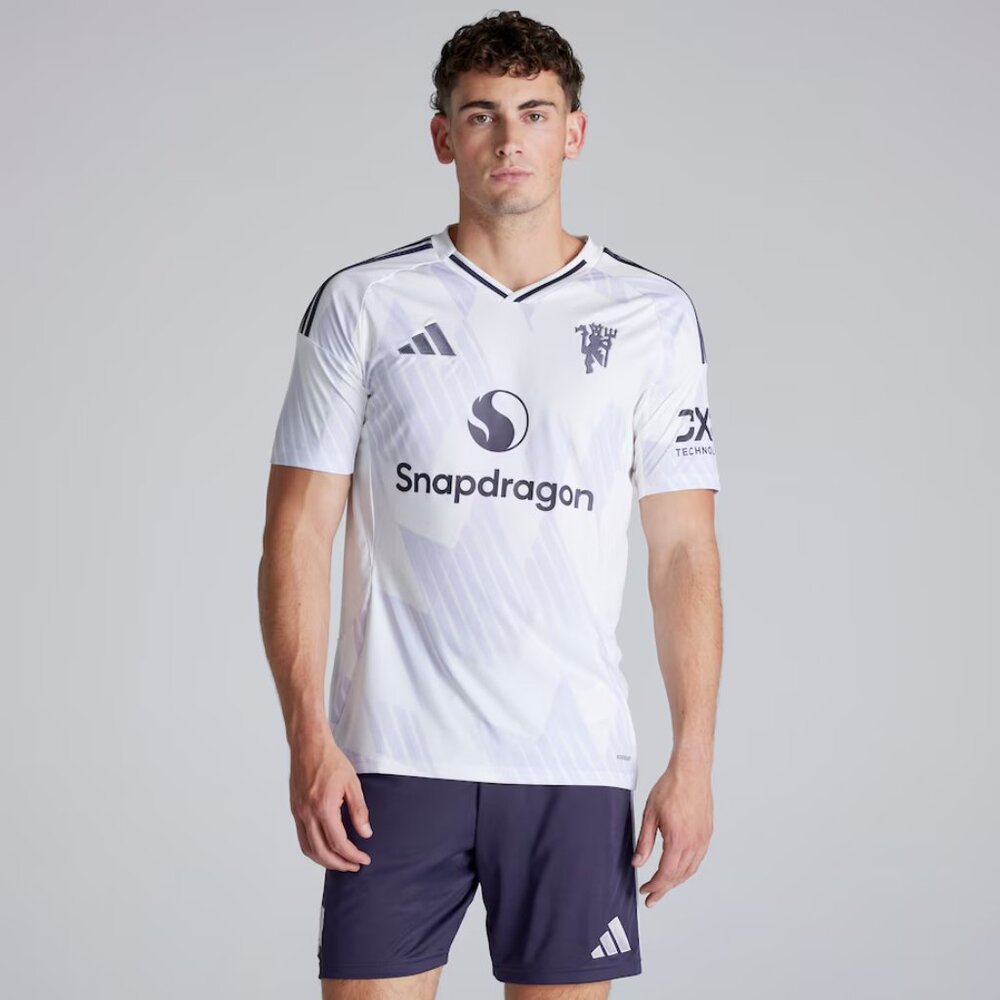 Manchester United 25/26 Away Soccer Jersey | Rare Edition | Flash Limited-Time - Picture 3 of 11